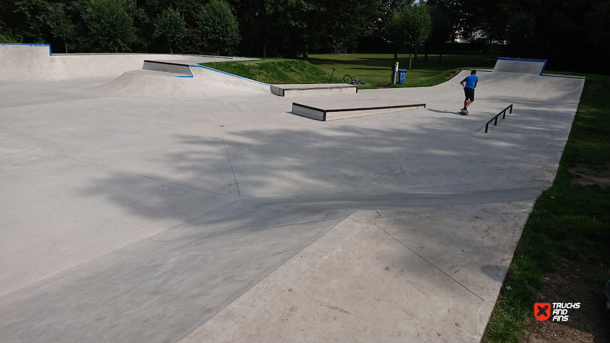 Hallaar skatepark